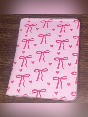 Pink Bow Print Card Holder Wallet - Cute Heart Accent